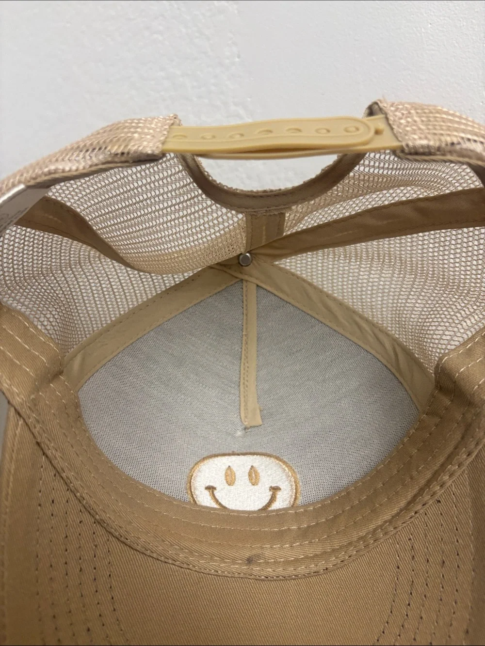 Beige Mesh Trucker Cap - Unbranded